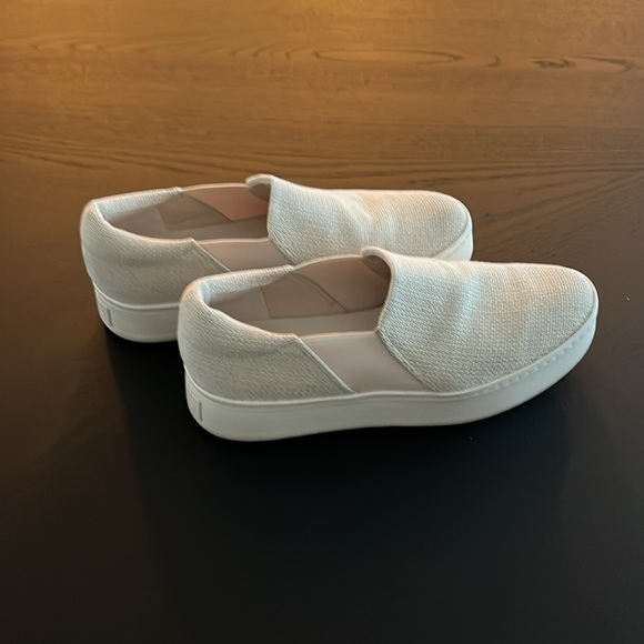 Vince Warren slip on sneakers size 8.5 - Picture 2 of 5